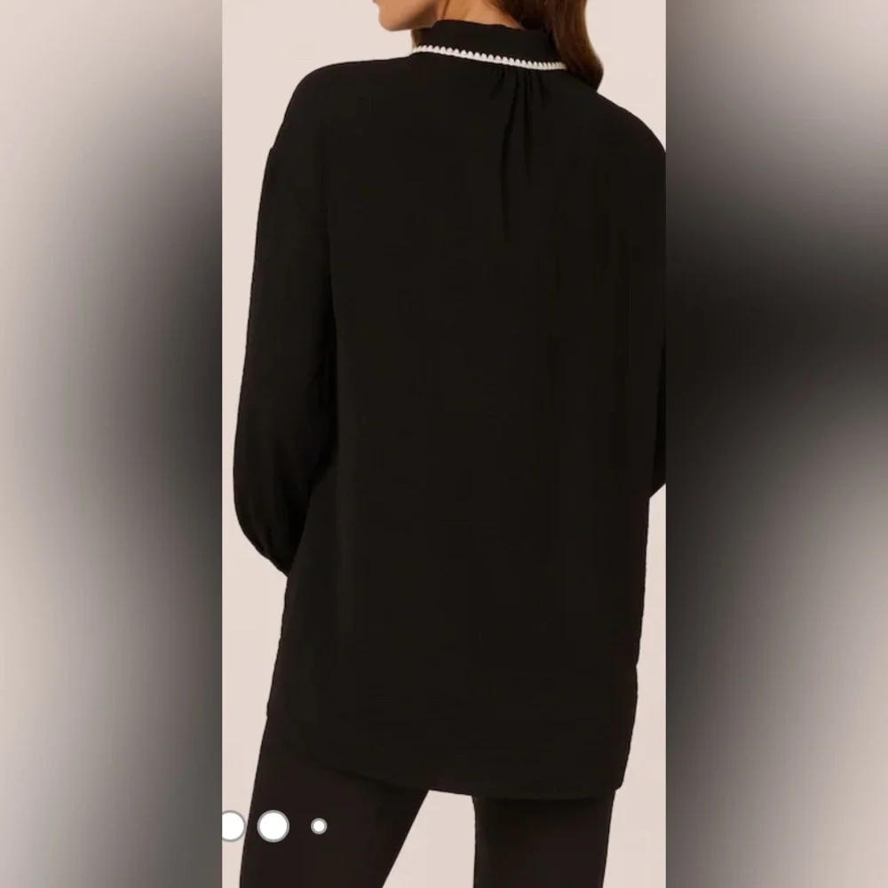 Adrianna Papell Button Up Top M Black White Relaxed Embroidered Woven Career